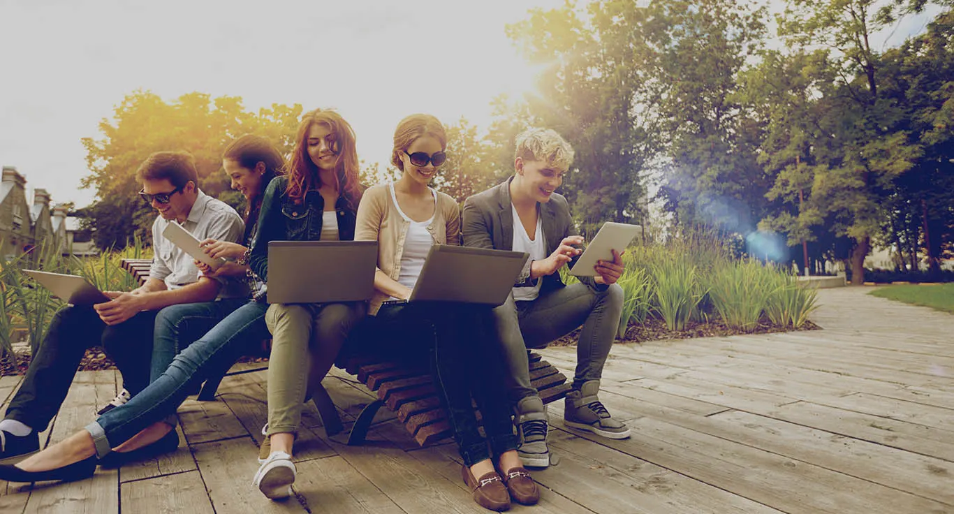 Educational tour group working together