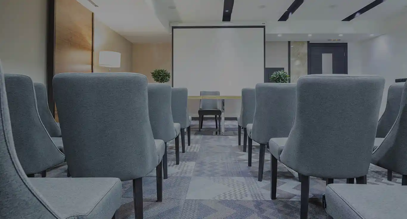 Seminar room scene for Vesna Tours services